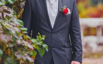 Jaką marynarkę wybrać na wesele, żeby wyglądać elegancko?