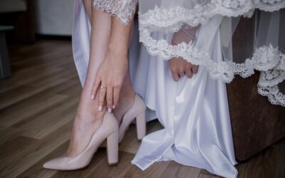 Jakie buty dobrać do sukni ślubnej w kolorze ivory?