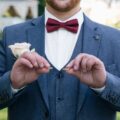 Czy krawat jest obowiązkowy na weselu?