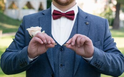 Czy krawat jest obowiązkowy na weselu?