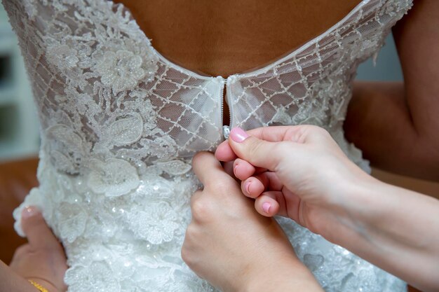 Jaką bieliznę wybrać do przymierzania sukni ślubnej?