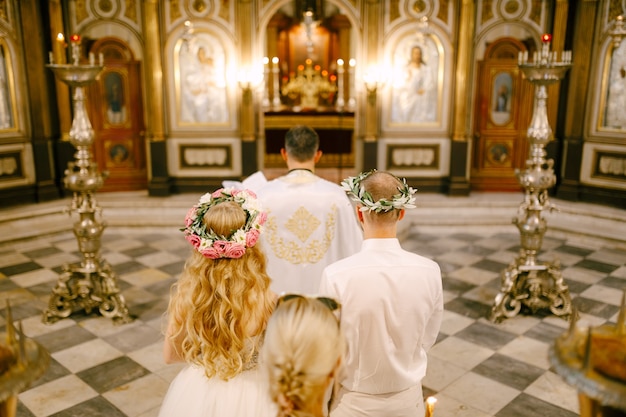 Jak przebiega ceremonia ślubu w kościele?
