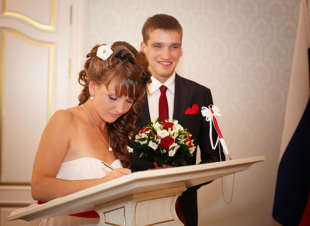 Kiedy zacząć załatwiać formalności związane ze ślubem cywilnym?