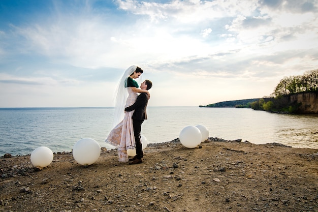 Ile wypada dać za parę na wesele w obecnych czasach?