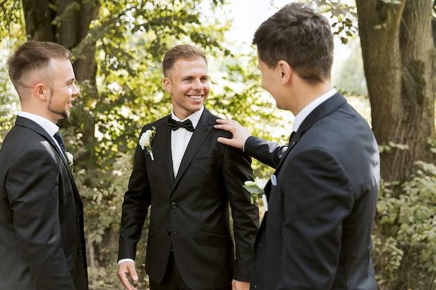 Za co płaci pan młody na weselu i dlaczego warto o tym wiedzieć?